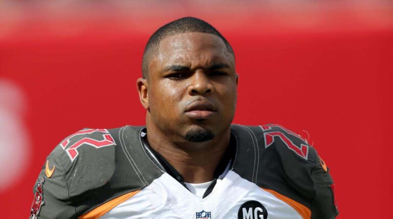 Doug Martin Suffers Injury Setback