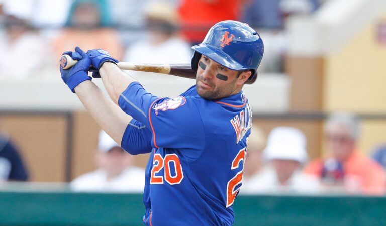 Mets Meet With Neil Walker’s Agent Before Monday Deadline