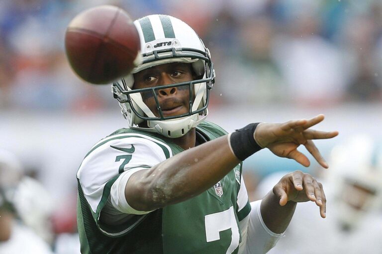 New York Jets Name Geno Smith Starting Quarterback
