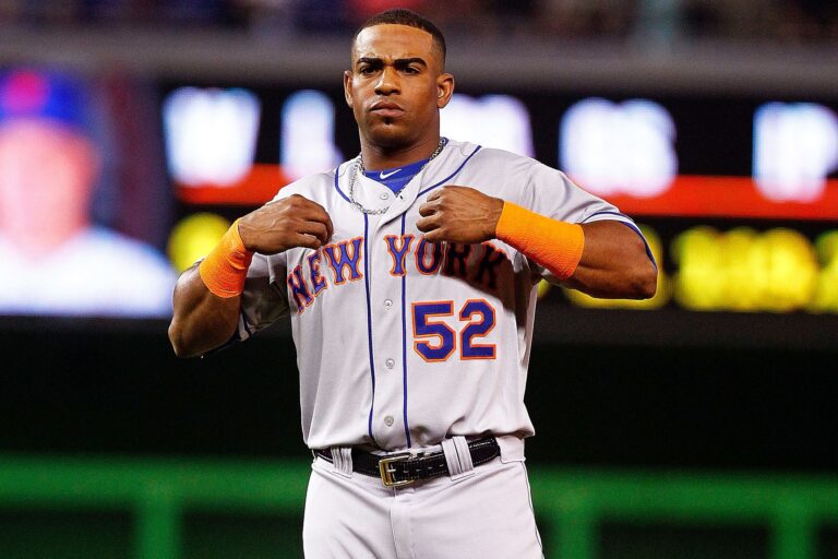 Yoenis Cespedes Wins Silver Slugger Award
